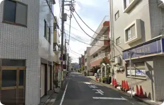 武蔵中原駅南口を出て中原街道へ向かいます。