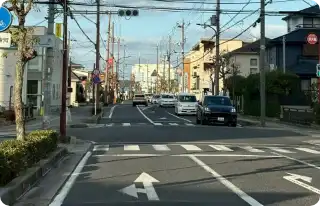 2つ目の信号「油池」交差点を直進します。