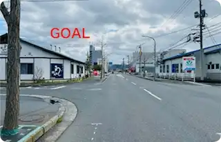 しばらく真っ直ぐ進んでいただくと、左側に鰻の成瀬鳥取千代水店がございます。